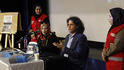 گزارش تصویرى نمایشگاه «یک قرن/بیداری» در برج آزادی