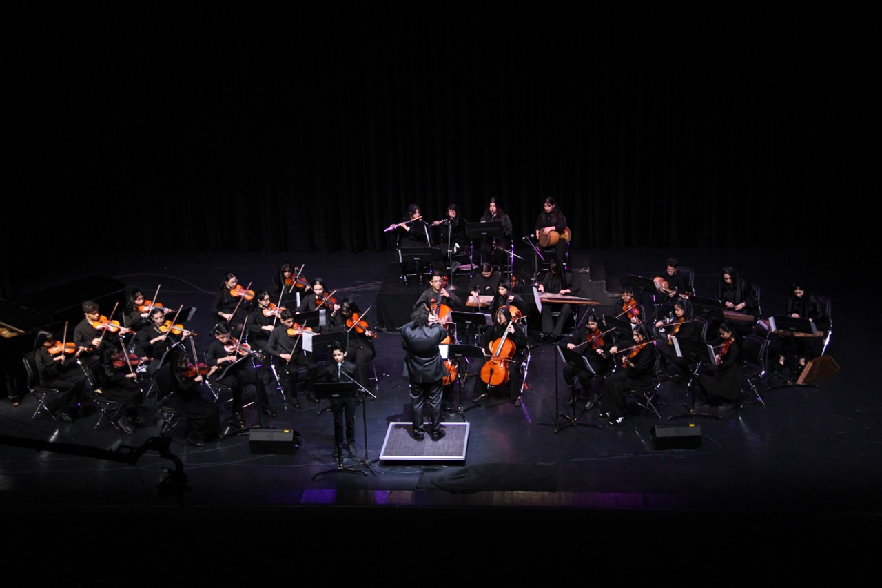 گزارش تصویری از اجرای کنسرت &laquo;ریتم صلح&raquo; در برج آزادی