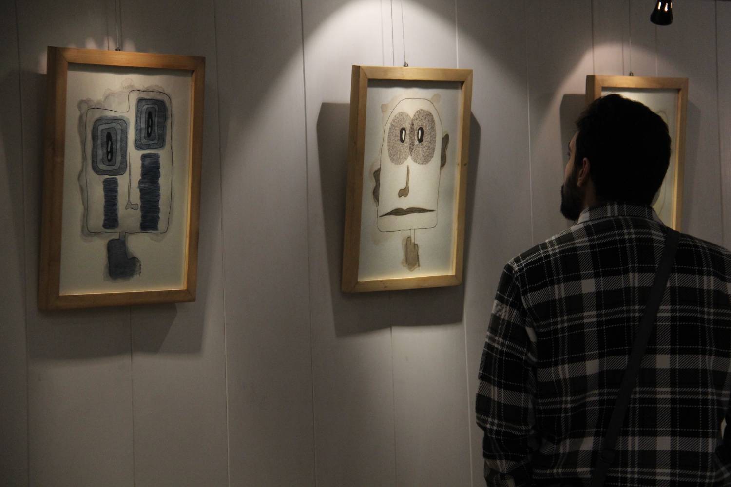 گزارش تصویری از افتتاحیه نمایشگاه &laquo;جهان درونی من&raquo; در برج آزادی