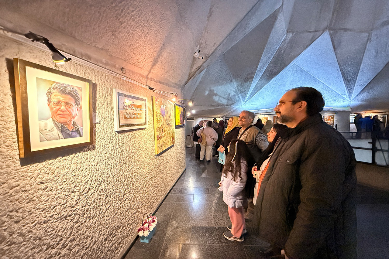 گزارش تصویری افتتاحیه نمایشگاه &laquo;سکوت سپید&raquo; در برج آزادی